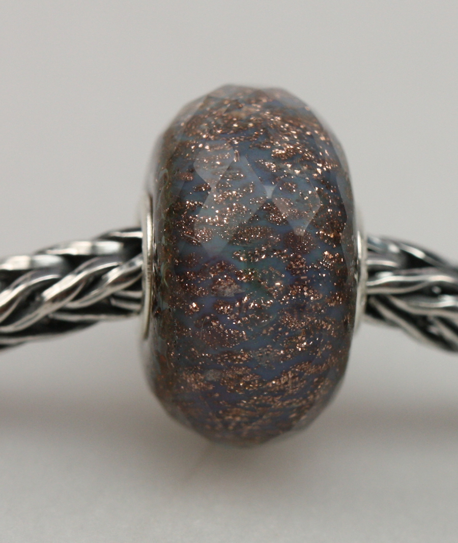 Troll Agate 83 TROLLBEADS  DAY 2022 Original Abbildung TGLBE-30086 "mit Einkaufwagen Chip am Schlüsselanhänger"