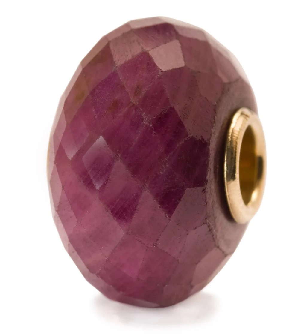 Rubin mit Goldhülse  TSTBE 00005  