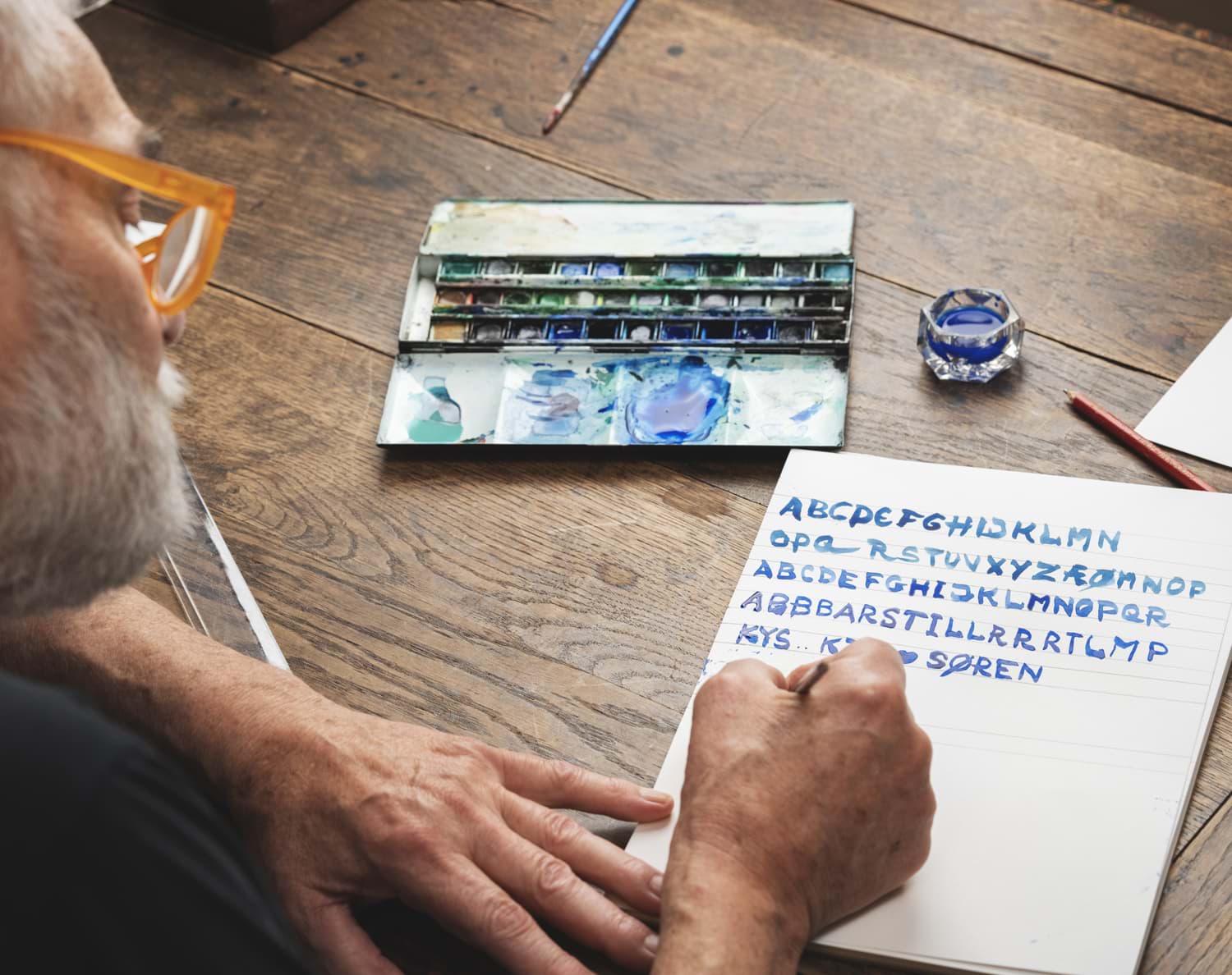Buchstaben Anhänger