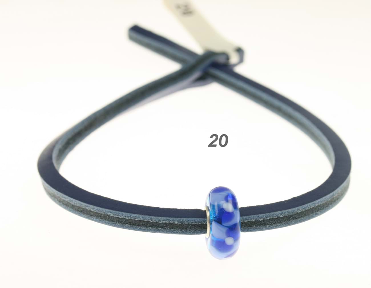 DU BIST SO... UNIQUE LEDERARMBAND & BUCHSTABEN ANHÄNGE 20